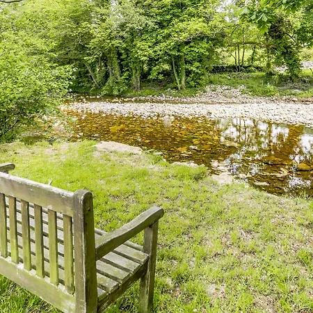 Stable - E5118 West Burton